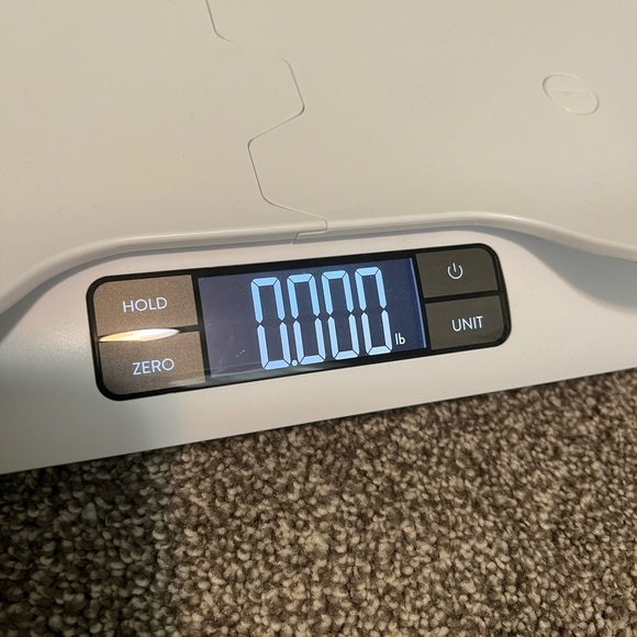 Greater Goods Smart Digital Bluetooth Baby Scale - Picture 2 of 5